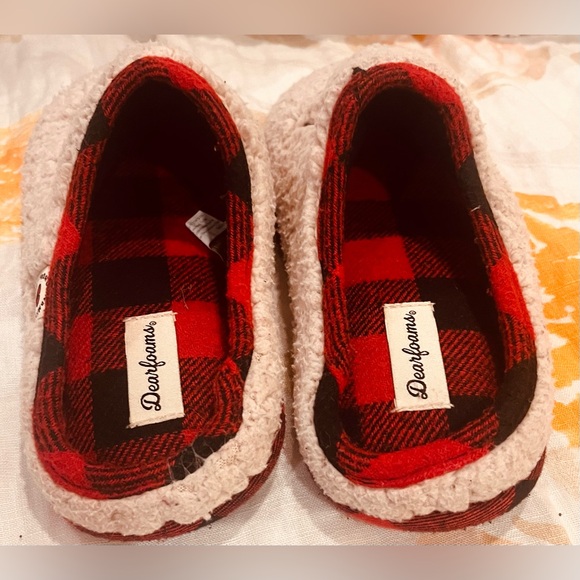 Adorable Dearfoams MAMA BEAR slippers - only worn a couple times. - Picture 6 of 6
